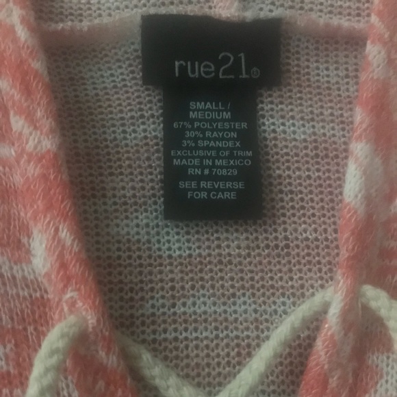 Sweater - Picture 3 of 5